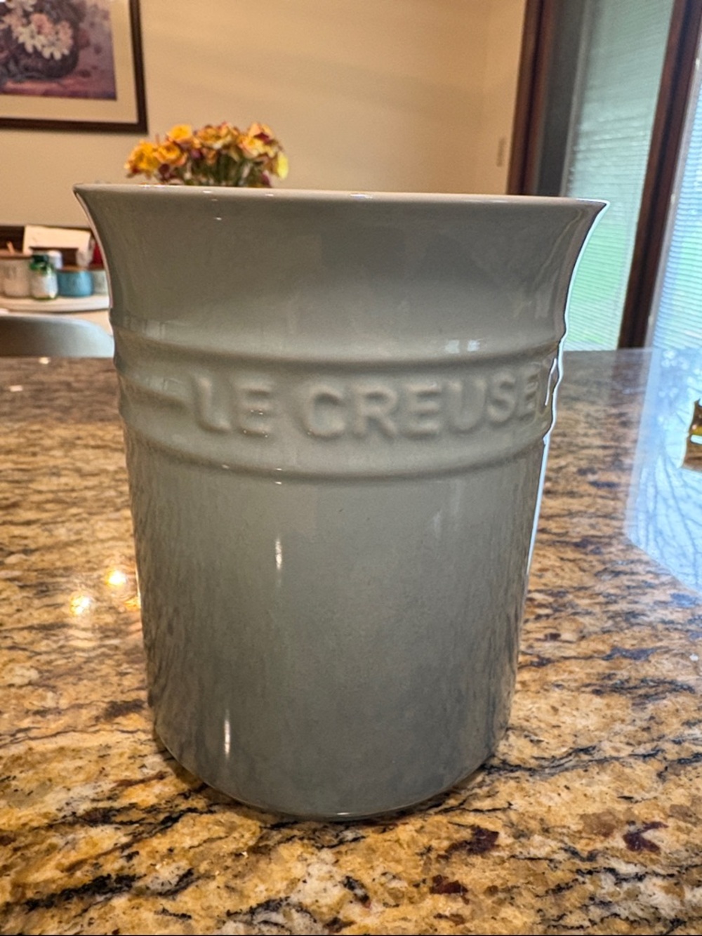 Le Creuset Stoneware 1L Utensil Crock, Sea Salt - Picture 6 of 10
